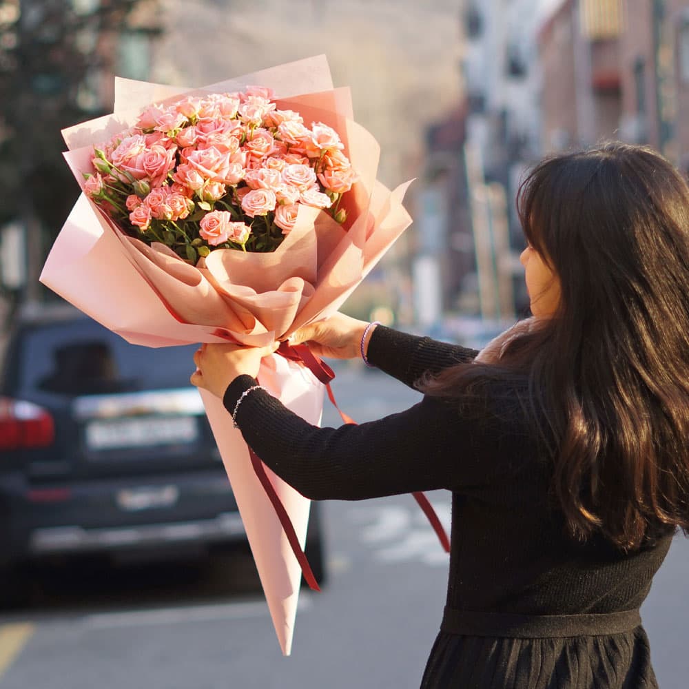 꽃뜰 꽃다발 생화 대형 장미100송이 자이언트 대왕 생일 축하꽃 프로포즈 - 최저가 51,000원