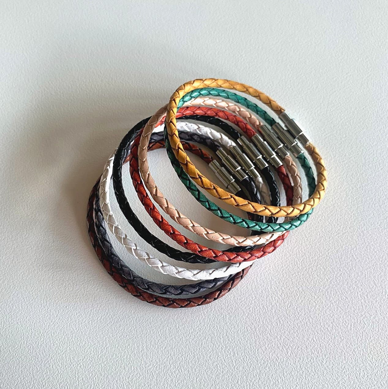 진씨 3mm 가죽 팔찌 여자 남자 커플