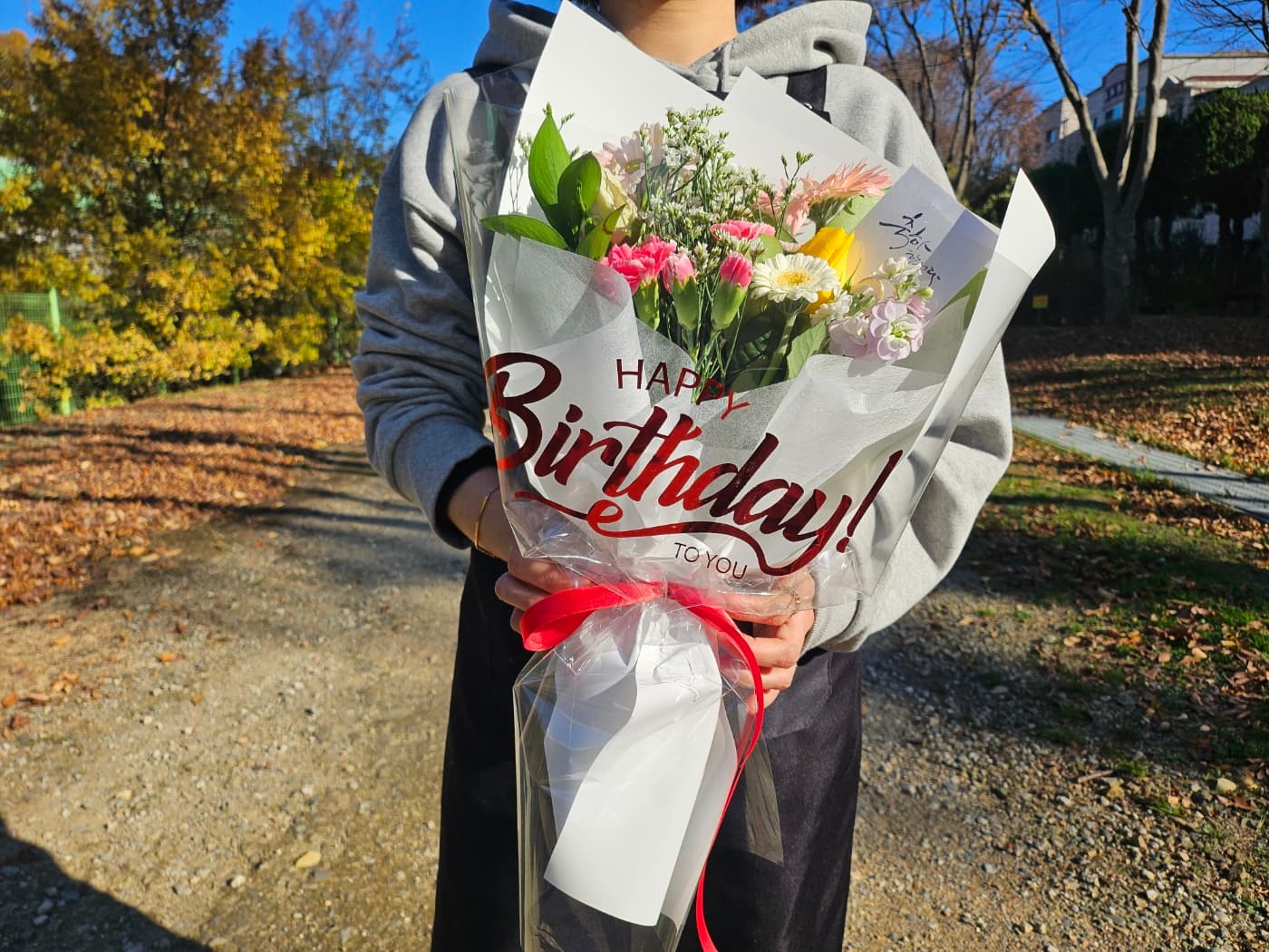 유스풀몰 유스풀몰 happy birthday 한다발 연한색 생화 꽃배달