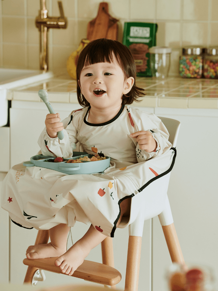 폴레드 POLED 폴레드 키드키친 식탁일체형 턱받이 방수 이유식 미술 가운 앞치마 - 최저가 21,900원