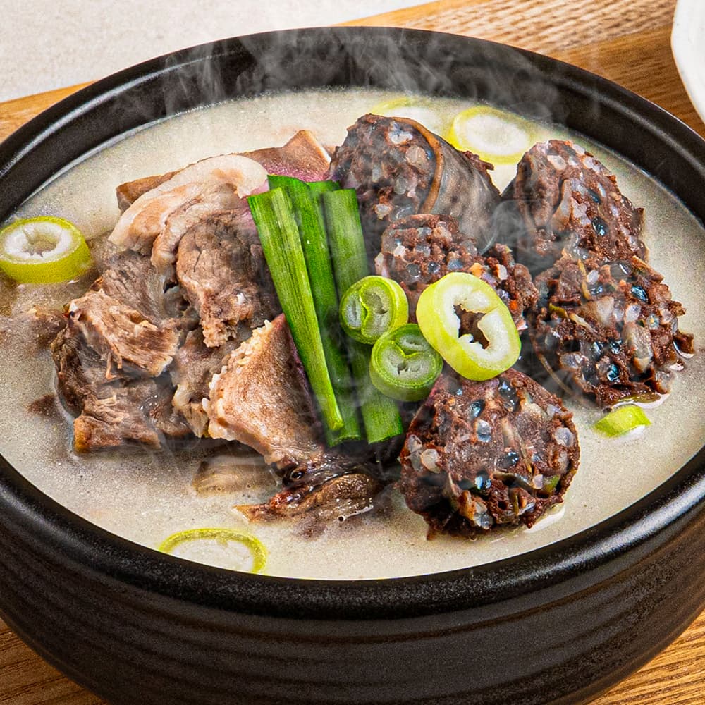 플랫팜 수만국밥 순대국 돼지 포함 순댓국 순대 국밥 얼큰 고기