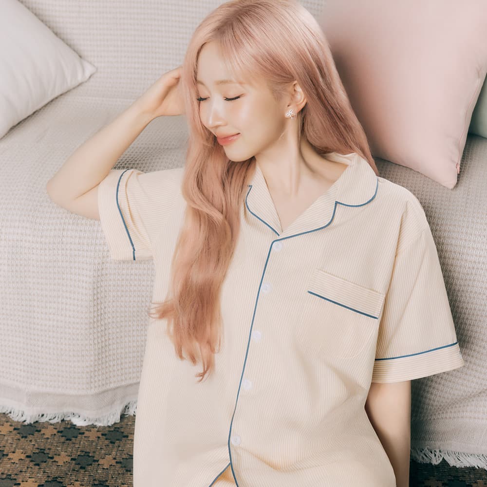DOSSY [2PACK] 실크핏 클린 베이지 반팔 패밀리 잠옷 세트(성인1+키즈1)