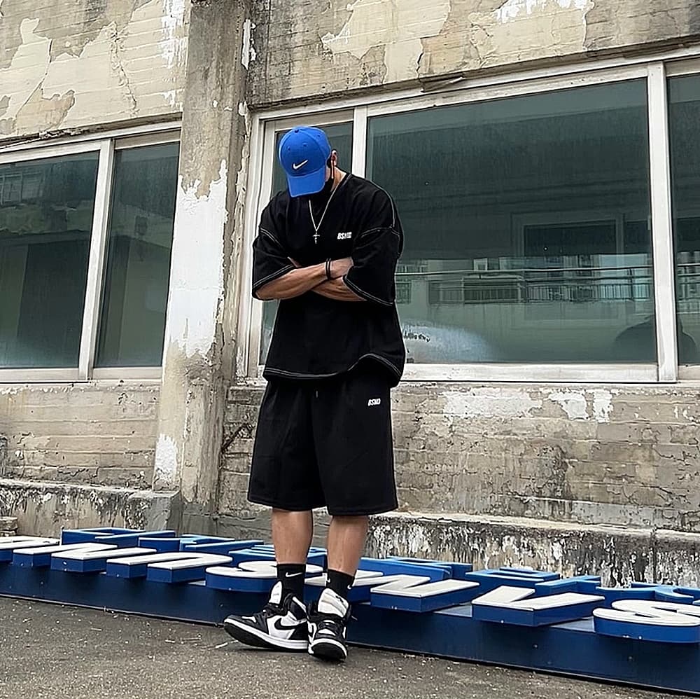 비스트모드 봉제배색 남자 오버핏 반팔 티셔츠 빅사이즈 가격 추이 비스트모드 비스트모드 봉제배색 남자 오버핏 반팔 티셔츠 빅사이즈 - 최저가 32,900원