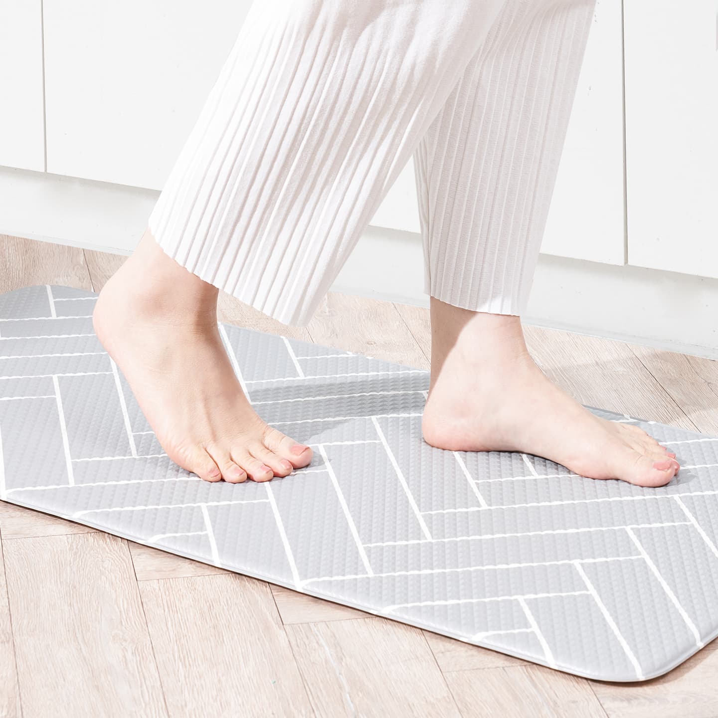 국내생산 양면 PVC 주방매트 욕실 겸용 다용도 논슬립 발매트 베이직 헤링본 L(120x44cm) 가격 추이 홈앤미 국내생산 양면 PVC 주방매트 욕실 겸용 다용도 논슬립 발매트 베이직 헤링본 L(120x44cm) - 최저가 17,800원