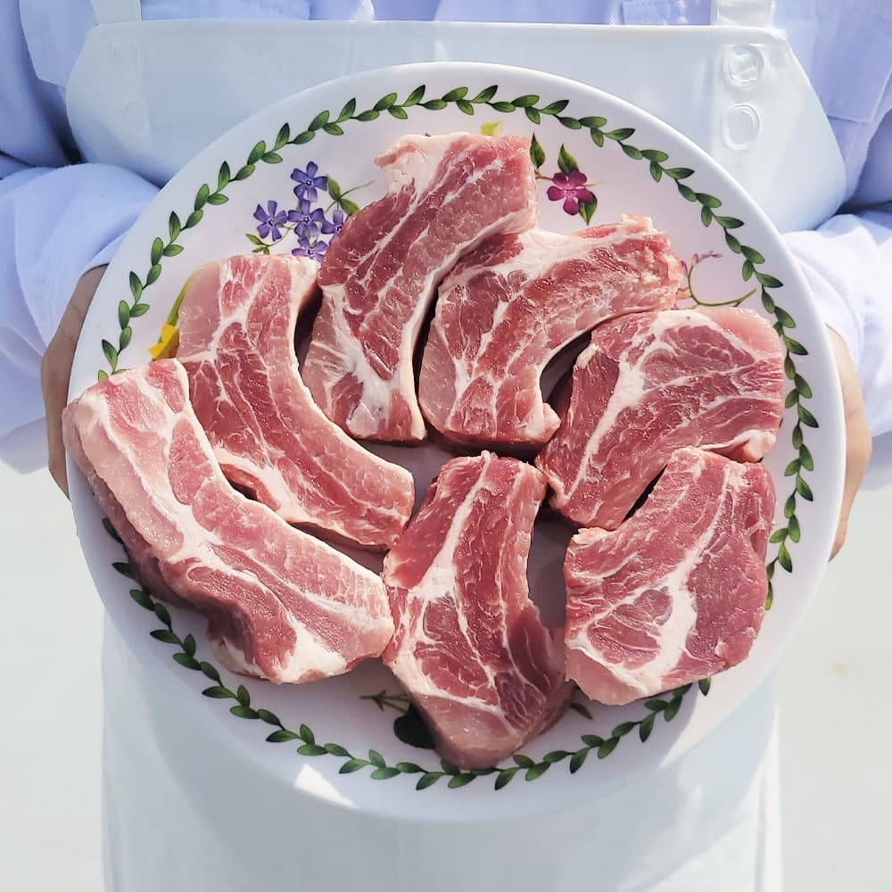 바라던 살코기 많고 지방적은 돼지 등갈비 1kg 로인립 가격 추이 바라던 바라던 살코기 많고 지방적은 돼지 등갈비 1kg 로인립 - 최저가 13,700원