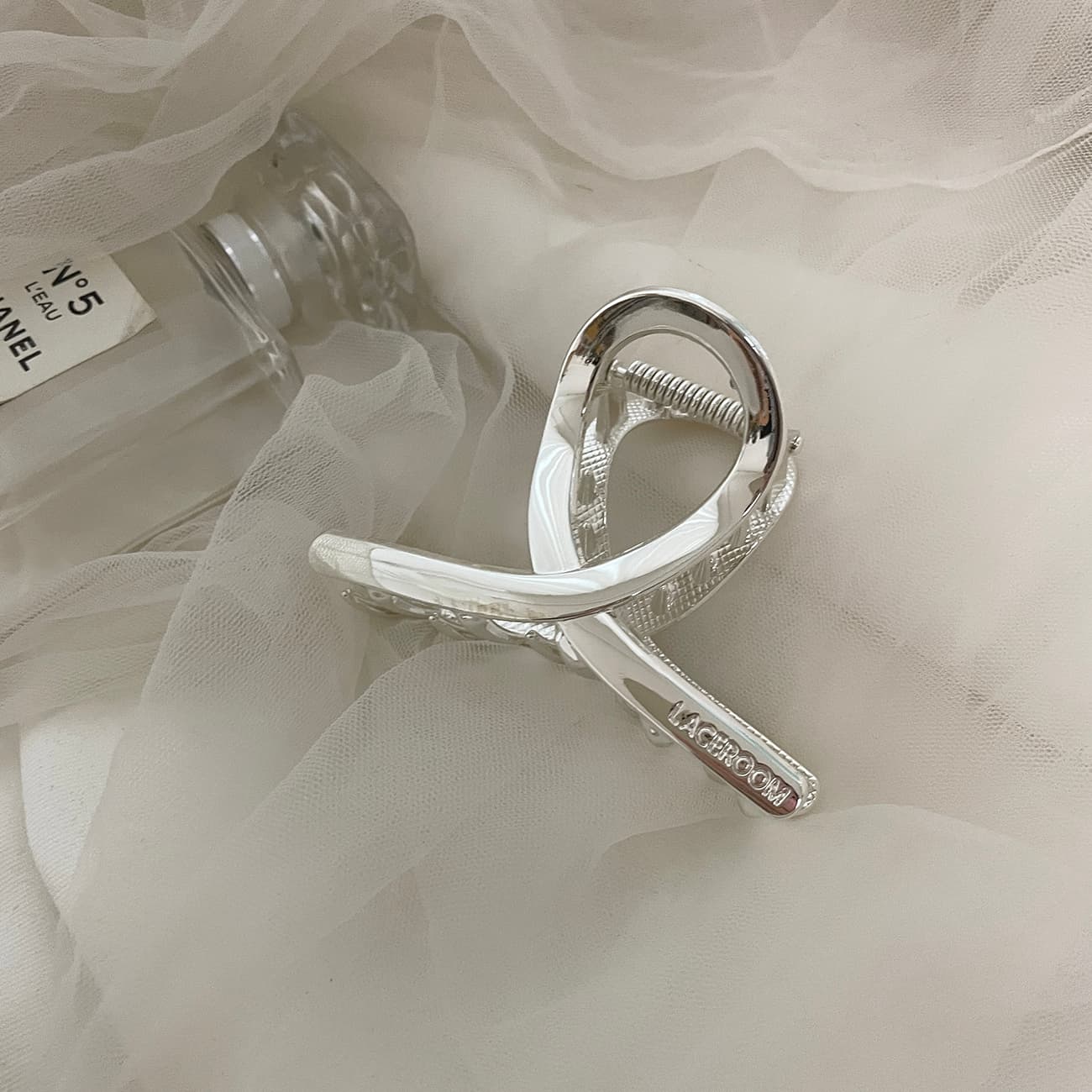 레이스룸 꼬임 볼드 메탈 올림머리 집게핀 국산 은도금 가격 비교 LACEROOM 레이스룸 꼬임 볼드 메탈 올림머리 집게핀 국산 은도금