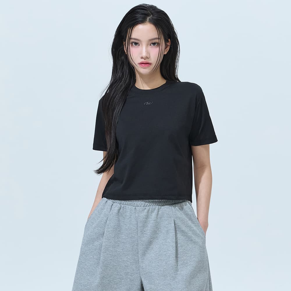 블랙몬스터핏 여성 소로나 심볼 크롭 숏슬리브 티셔츠 가격 비교 블랙몬스터핏 블랙몬스터핏 여성 소로나 심볼 크롭 숏슬리브 티셔츠