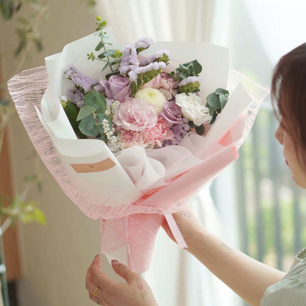 졸업식 꽃다발 축하 생일 기념일 생화 꽃선물 생화꽃다발 드라이플라워 가격 추이 URBAN FLOWER 졸업식 꽃다발 축하 생일 기념일 생화 꽃선물 생화꽃다발 드라이플라워 - 최저가 39,000원