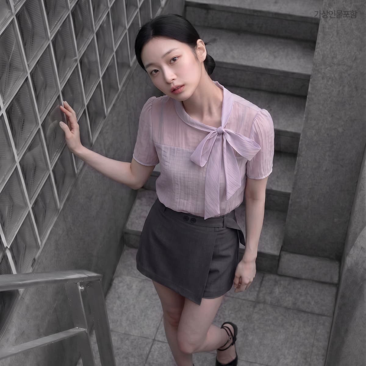 로엠 시스루 리본 타이 블라우스 RMBLG26RT5 가격 추이 roem 로엠 시스루 리본 타이 블라우스 RMBLG26RT5 - 최저가 53,910원