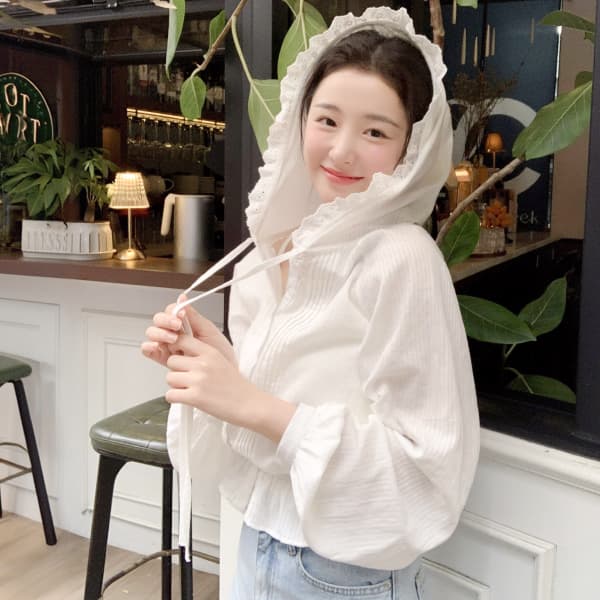 베아트리 핀턱 프릴 레이스 후드 블라우스 bs8128 가격 추이 아뜨랑스 베아트리 핀턱 프릴 레이스 후드 블라우스 bs8128 - 최저가 27,400원
