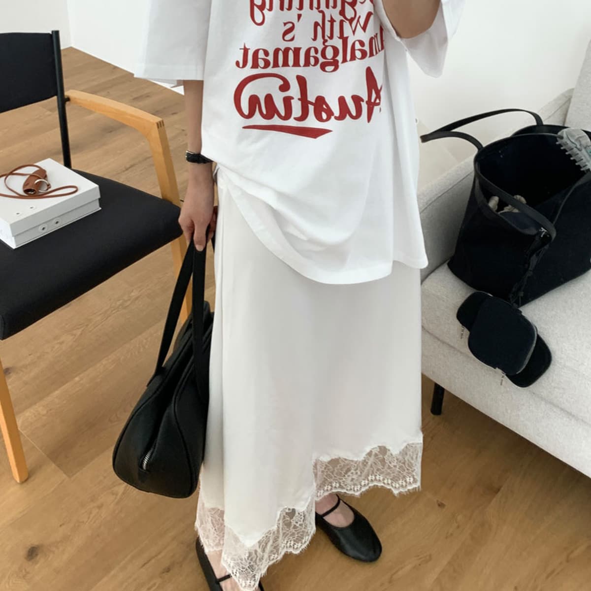 새깅 새틴 스커트 레이스 실크 A라인 밴딩 롱 맥시 치마 웨어링무드 가격 비교 웨어링무드 새깅 새틴 스커트 레이스 실크 A라인 밴딩 롱 맥시 치마 웨어링무드