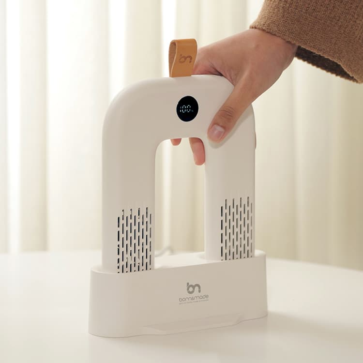 본앤메이드 브리즈케어 P300Pro 휴대용 무선 신발 건조기 가격 추이 본앤메이드 본앤메이드 브리즈케어 P300Pro 휴대용 무선 신발 건조기 - 최저가 102,510원